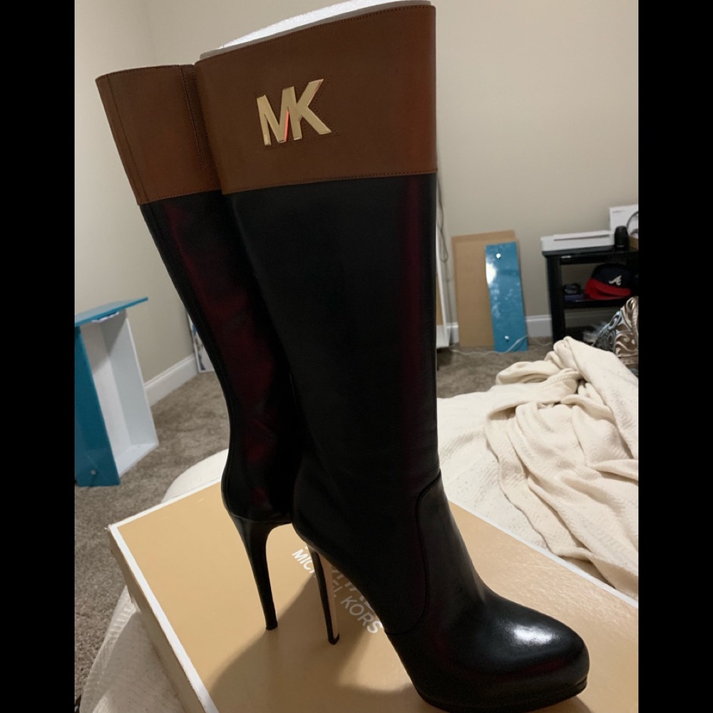 Micheal Kors Hayley Boot